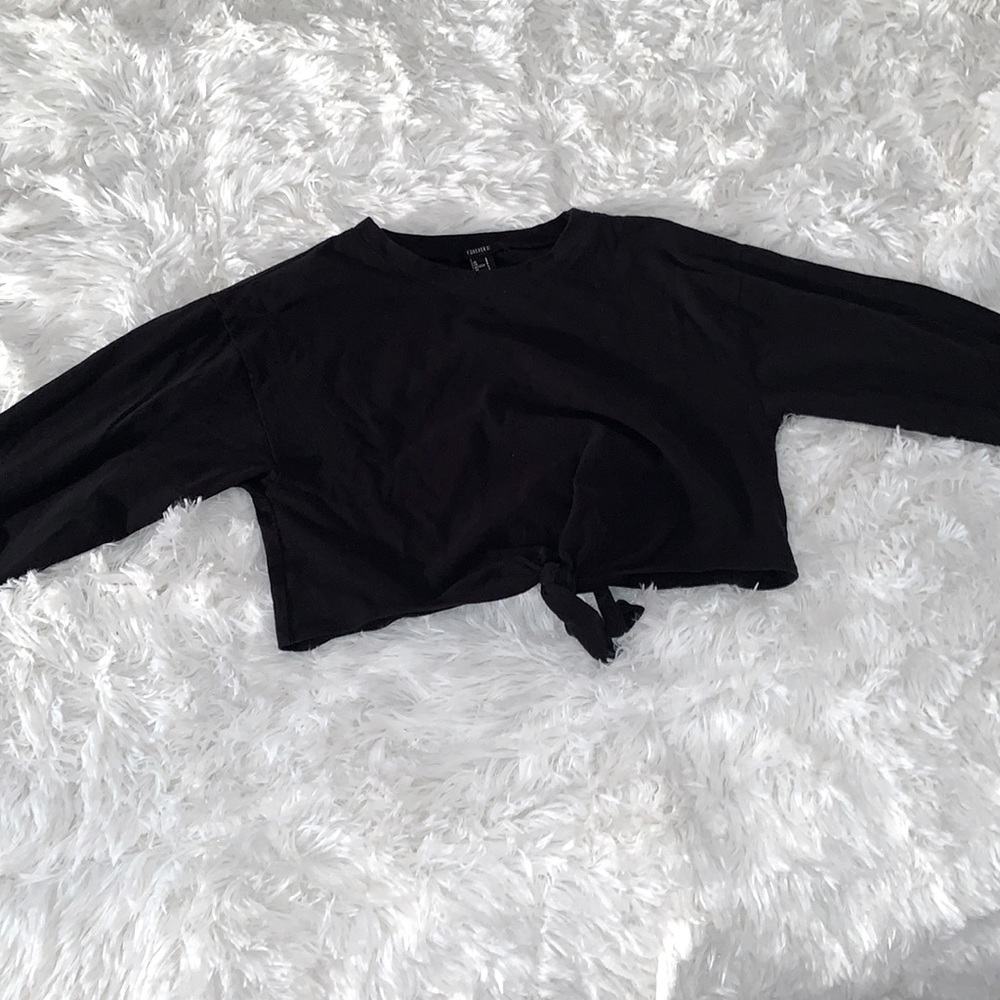 Long sleeve crop top